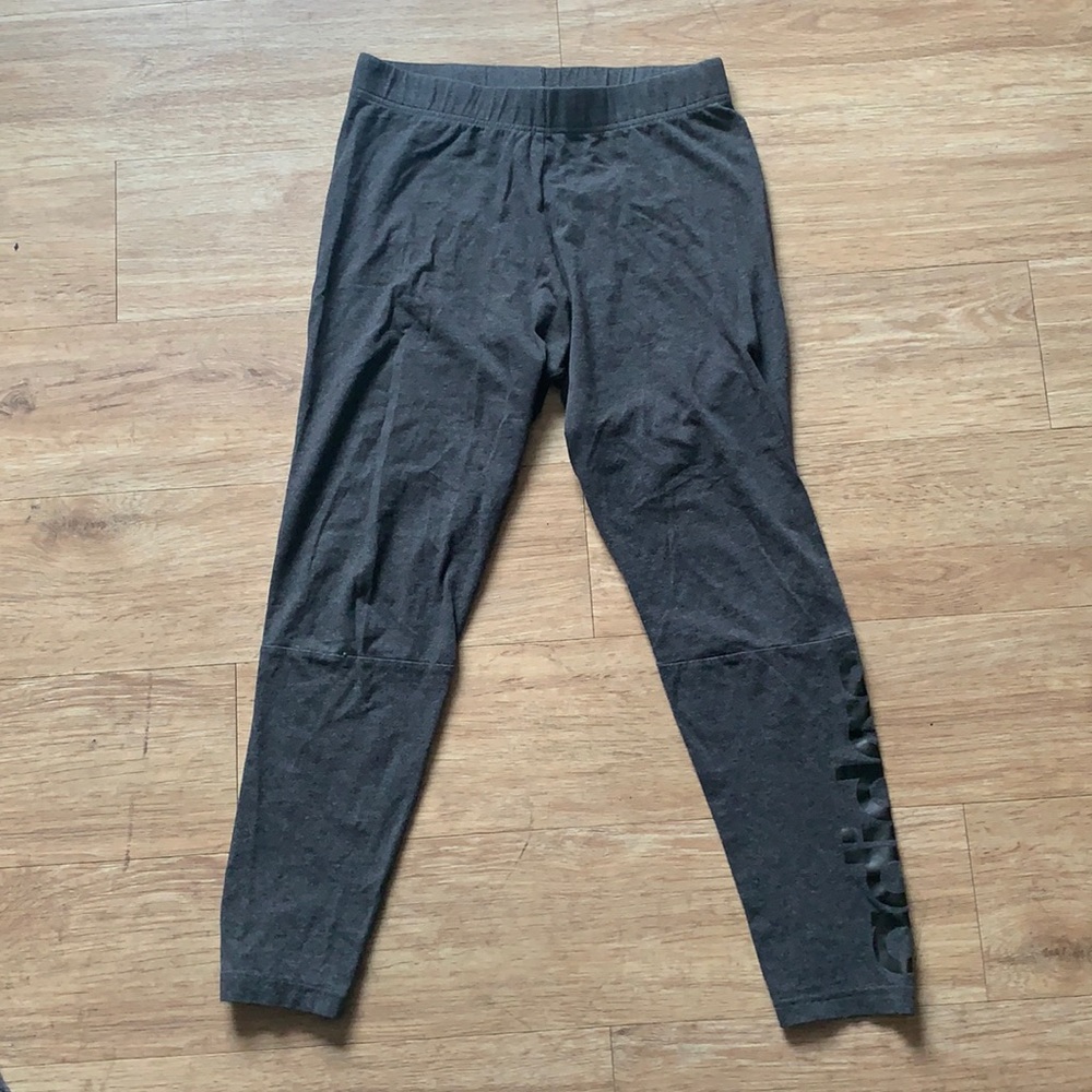 Adidas leggings